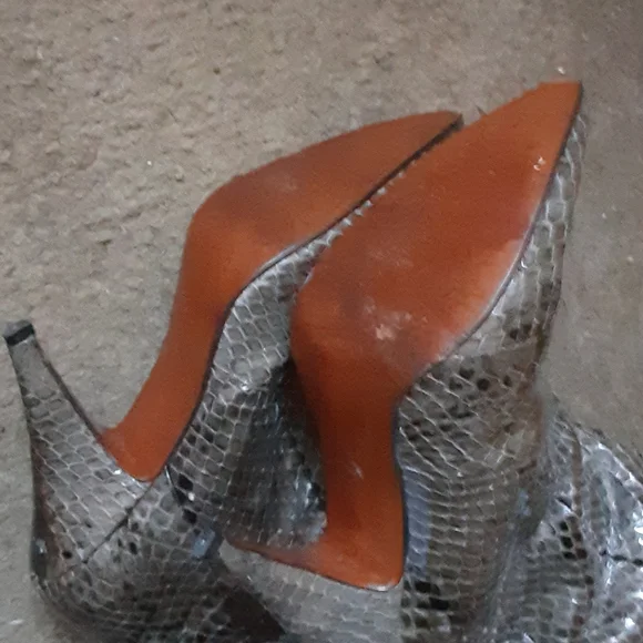 SUELA Cuero sz 38 snakeskin gray heeled boots 4 inch heels leather sole - Picture 3 of 4